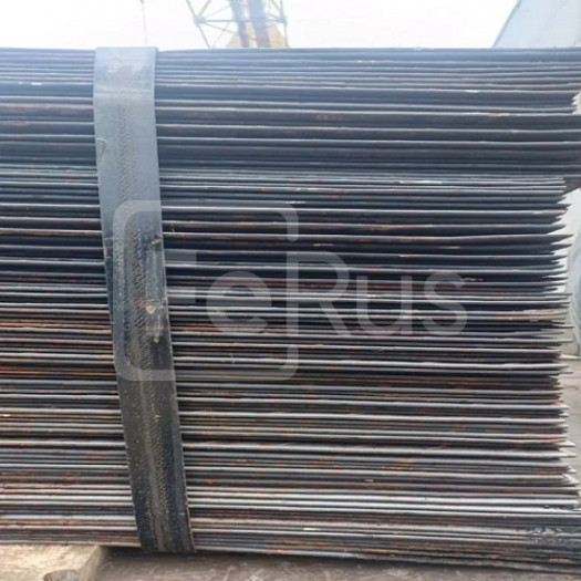 Лист стальной рифленый чечевица 2,5х1250 мм 30ХГСА ГОСТ 8568-77